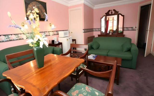 Hatchers Richmond Manor