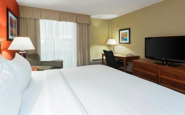 Holiday Inn Cincinnati-Riverfront by IHG