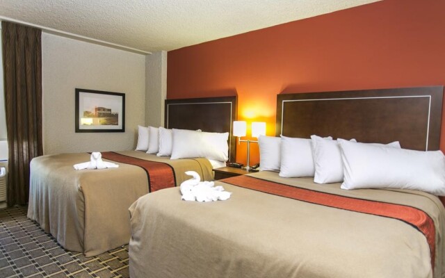 Ramada By Wyndham Edmonton Yellowhead Nw