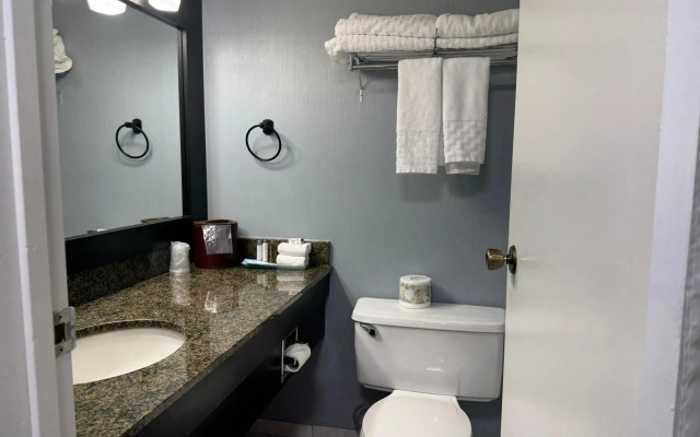 Anchor Inn And Suites