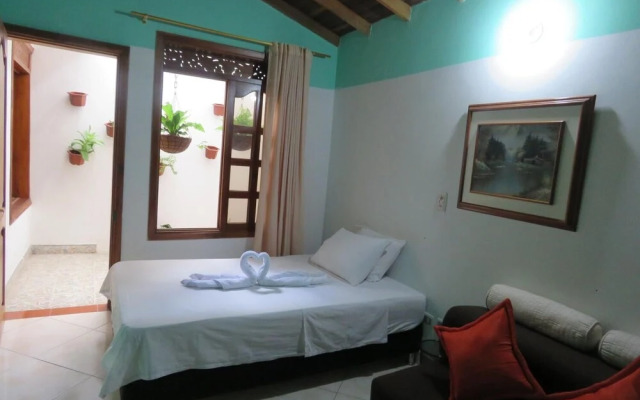 Hostal Juanes - Hostel