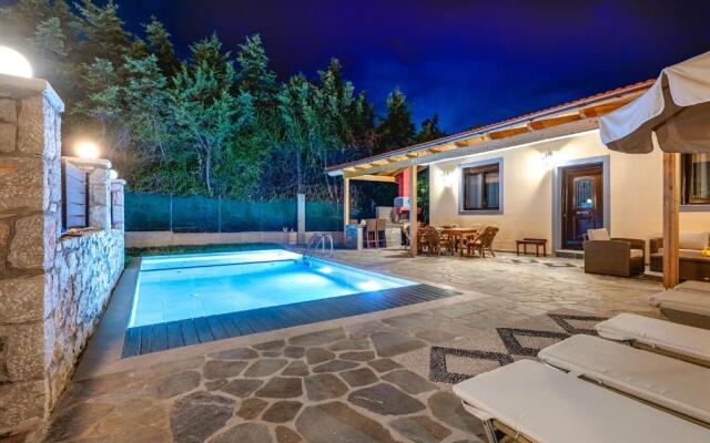Villa Rafaella2