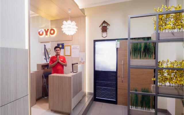 OYO 115 Portal Residence