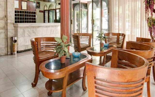 OYO 2690 Hotel Tampan