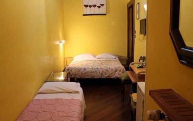 Kenzo & Kiara Guest House