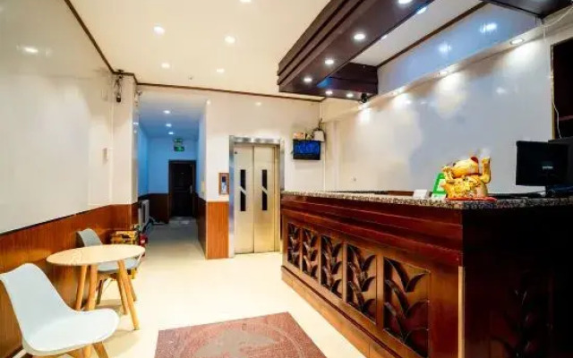 Yijia Hotel (Jida Second Hospital)