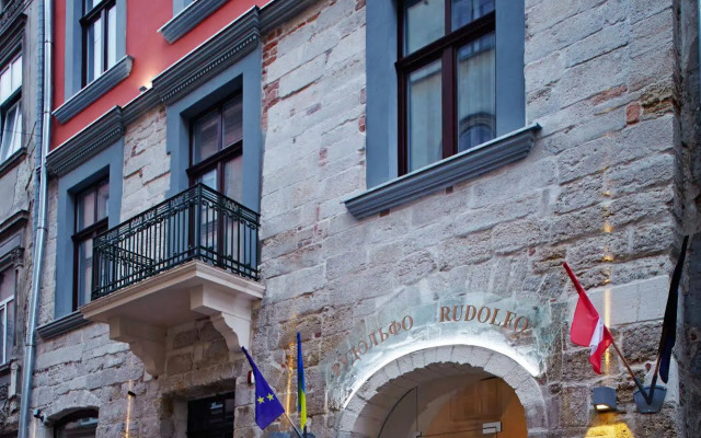Rudolfo