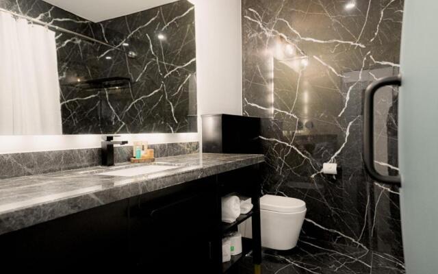 Mount Alverno Luxury Resorts