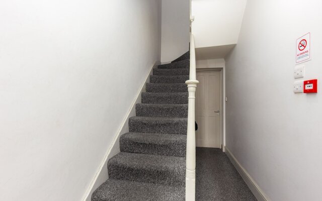 Clemence Street - Deluxe Guest Room 1