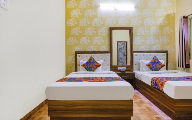 Fabhotel Shivam Palace