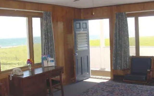 Lighthouse Inn at Pine Point