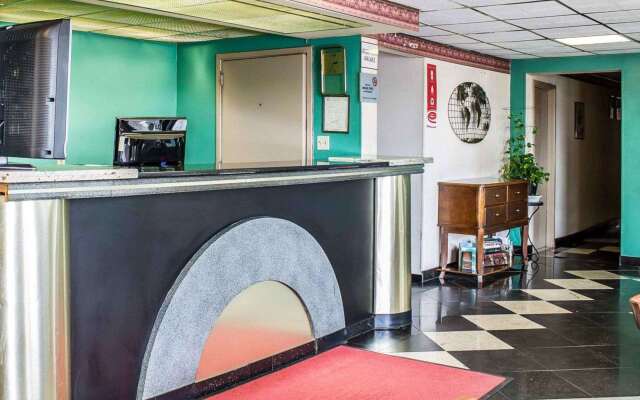 Econo Lodge Scranton near Montage Mountain