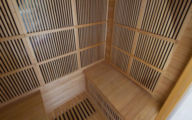 Restful Villa in Brodarica With Sauna