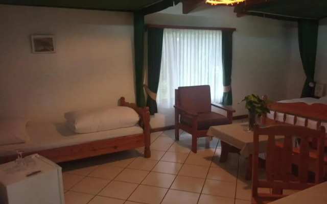 Dik Dik Hotel