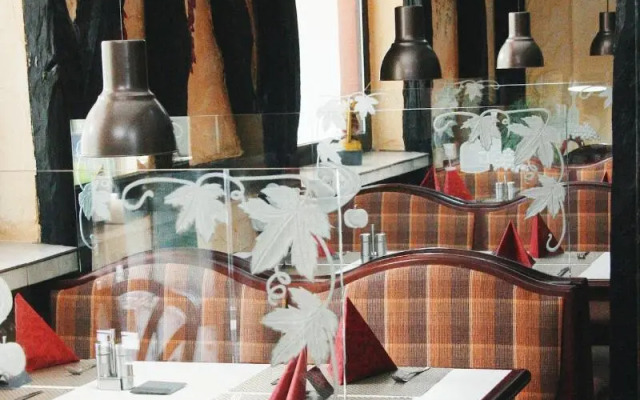 Four Stars by City Hotel