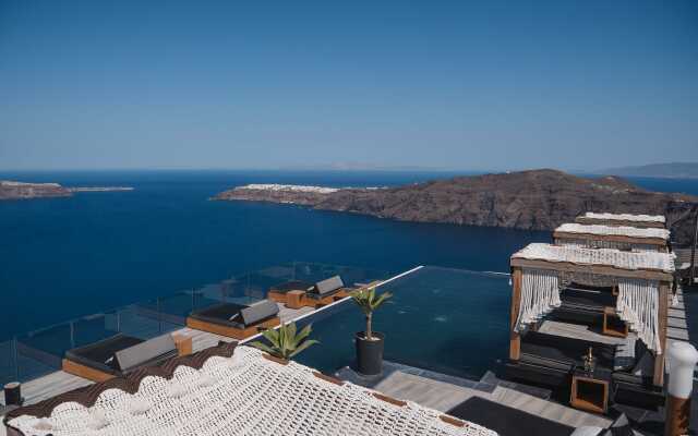 Galaxy Suites & Villas