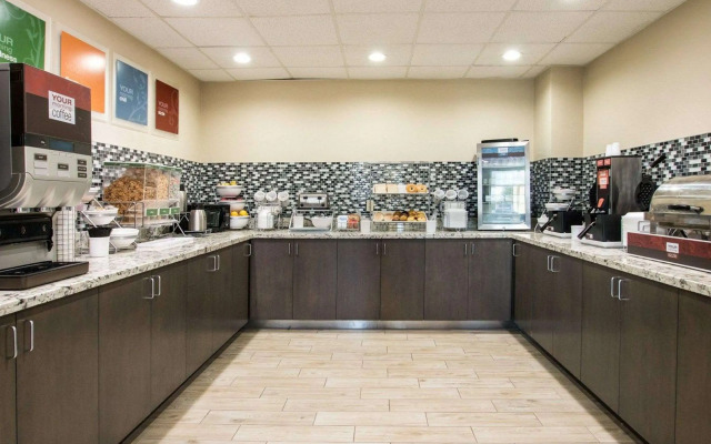 Comfort Suites San Angelo near University