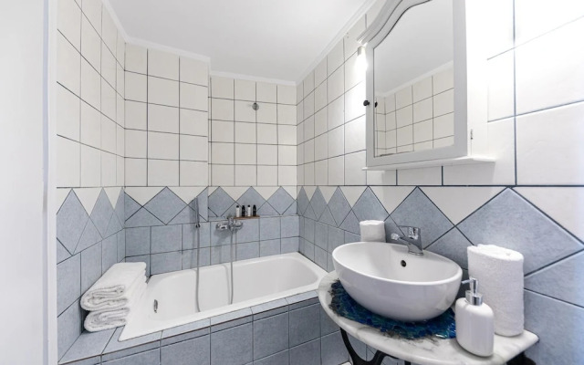 Calderas Hug & Panoramic Sea View Suites
