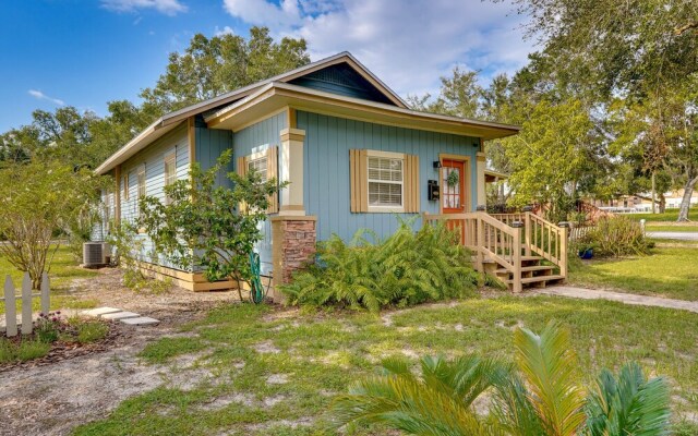 Lake Wales Vacation Rental w/ Screened-in Porch!