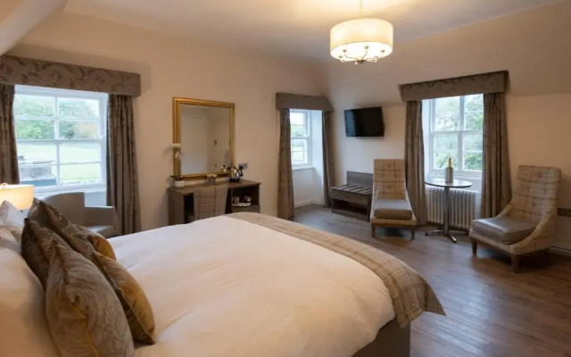 The Stair Arms Hotel