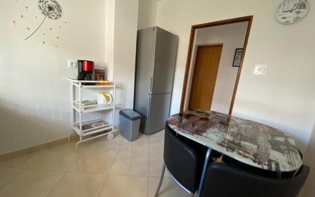 Apartman Sweet Garden K&A