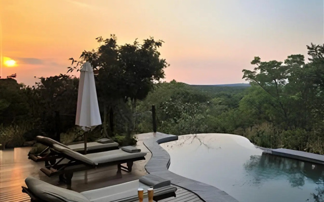 Zwahili Game Lodge & Spa