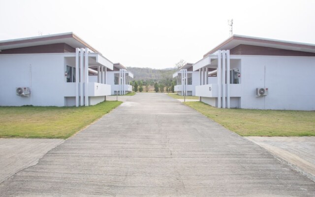 OYO 659 Loft House Homestay