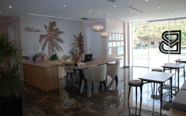 Bianco Hotel