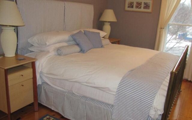 In Wolfville Luxury Bed and Breakfast