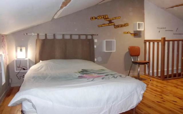 House With 2 Bedrooms in Valprivas, With Enclosed Garden