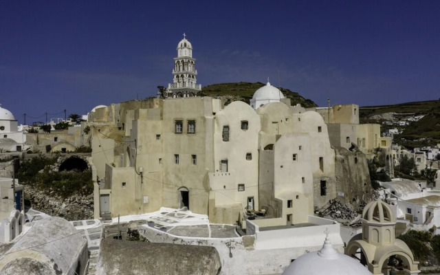 Exi Castle Suites