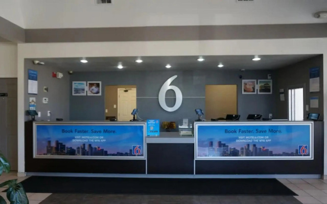 Motel 6 Belmont, CA - San Francisco - Redwood City