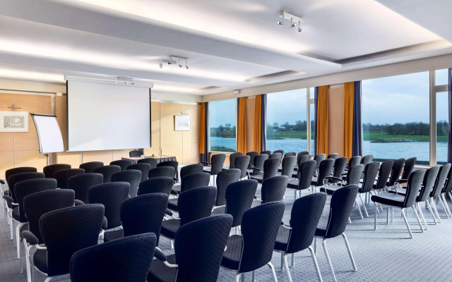 NH Arnhem Rijnhotel
