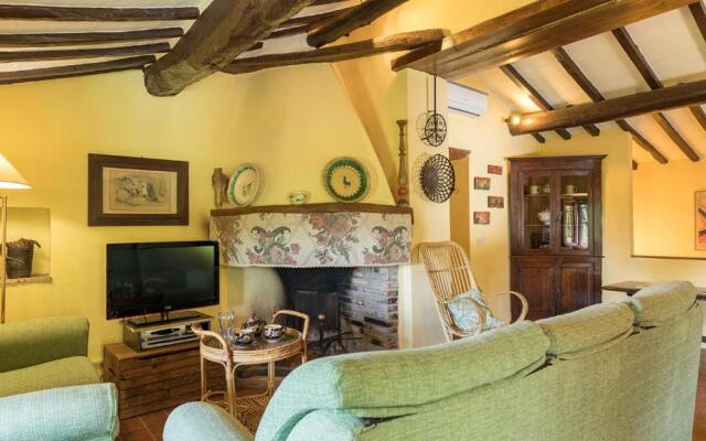 Ar-d077-cort0bt - I Mandorli 8