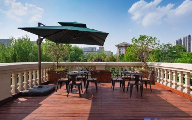 Xuzhou East Station Jinlonghu Manxin Mansion