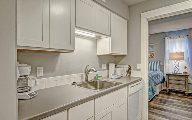 Courtyard #112 in Port Aransas