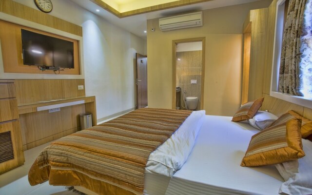 Palette - Hotel Deepali Palace