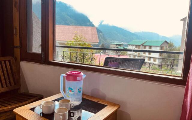 Hotel Solitaire - With Best View of Mountains