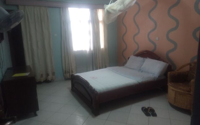 Riversand Hotel