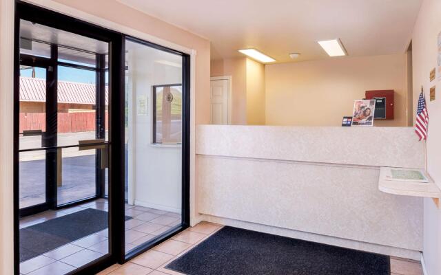 OYO Inn & Suites