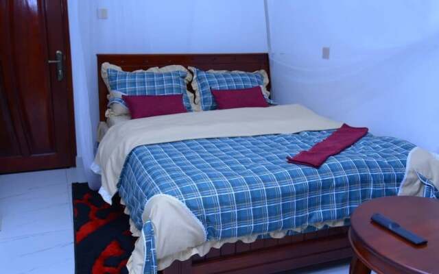 Golden View Hotel Ibanda