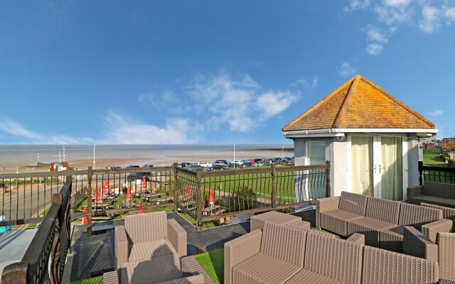 The Waves Bar Cafe B and B Hotel