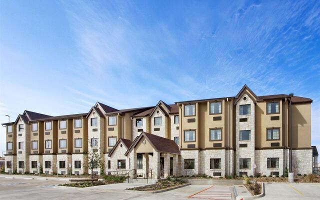 Microtel Inn & Suites by Wyndham Buda At Cabelas