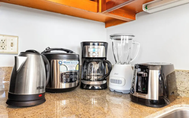 Pacific Monarch - 1 BR - Ocean & City Views