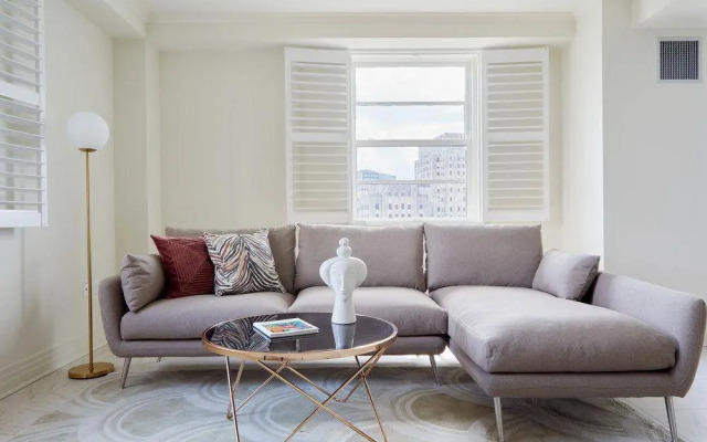 Deluxe Canal Street 2BR Suites by Sonder