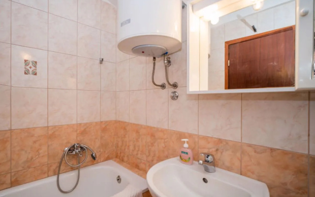 Apartment Fuma St.Georges-de-Montclard 18265