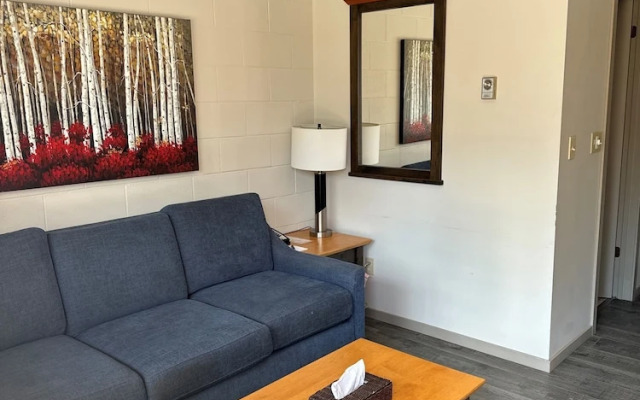 Saddle Mountain Lodge