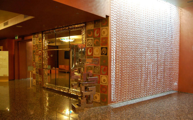Base Hotel