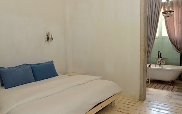 Two Pieces Resort Pranburi