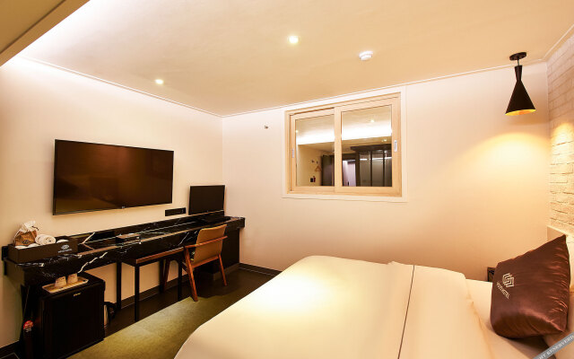 Sosan Bobo Hotel